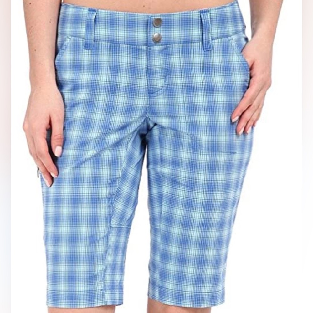 Columbia- Women’s Saturday Trail II shorts. Blue and White plaid. Size 8